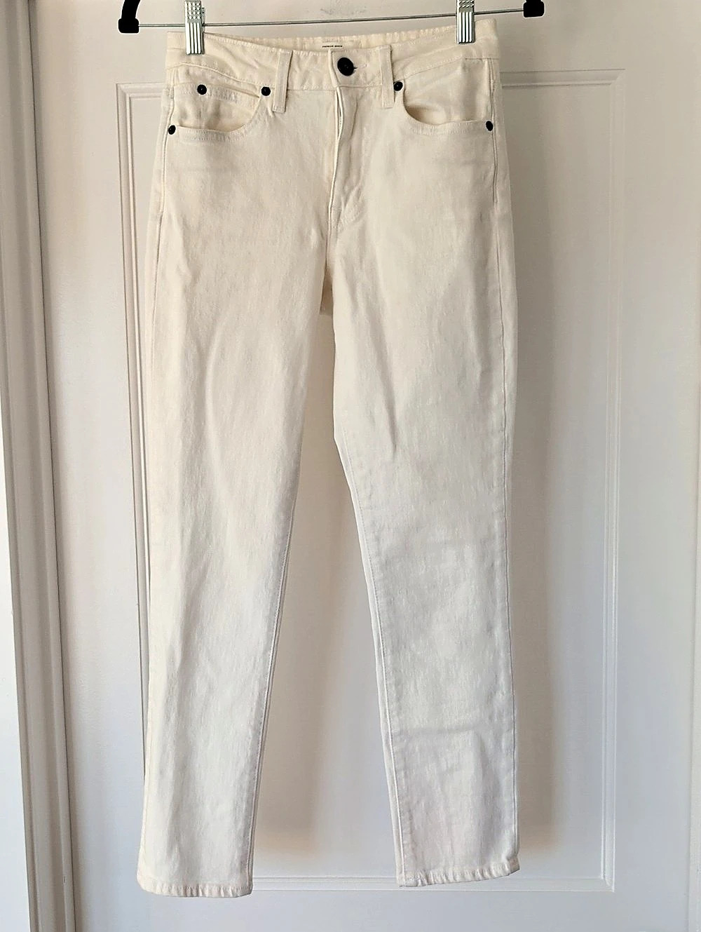 SLVRLAKE London High-Rise Straight-Leg Skinny Jeans in Cream Waist 24 Like New